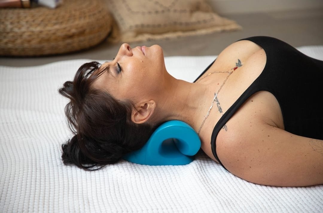 Neck & Shoulder Stretcher
